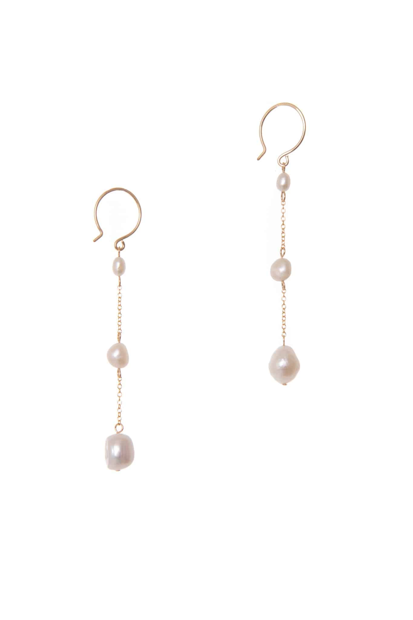 TROIS PEARL EARRINGS